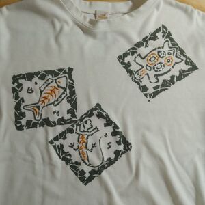 Vintage Tribal Animals Design Turtle Fish T-Shirt